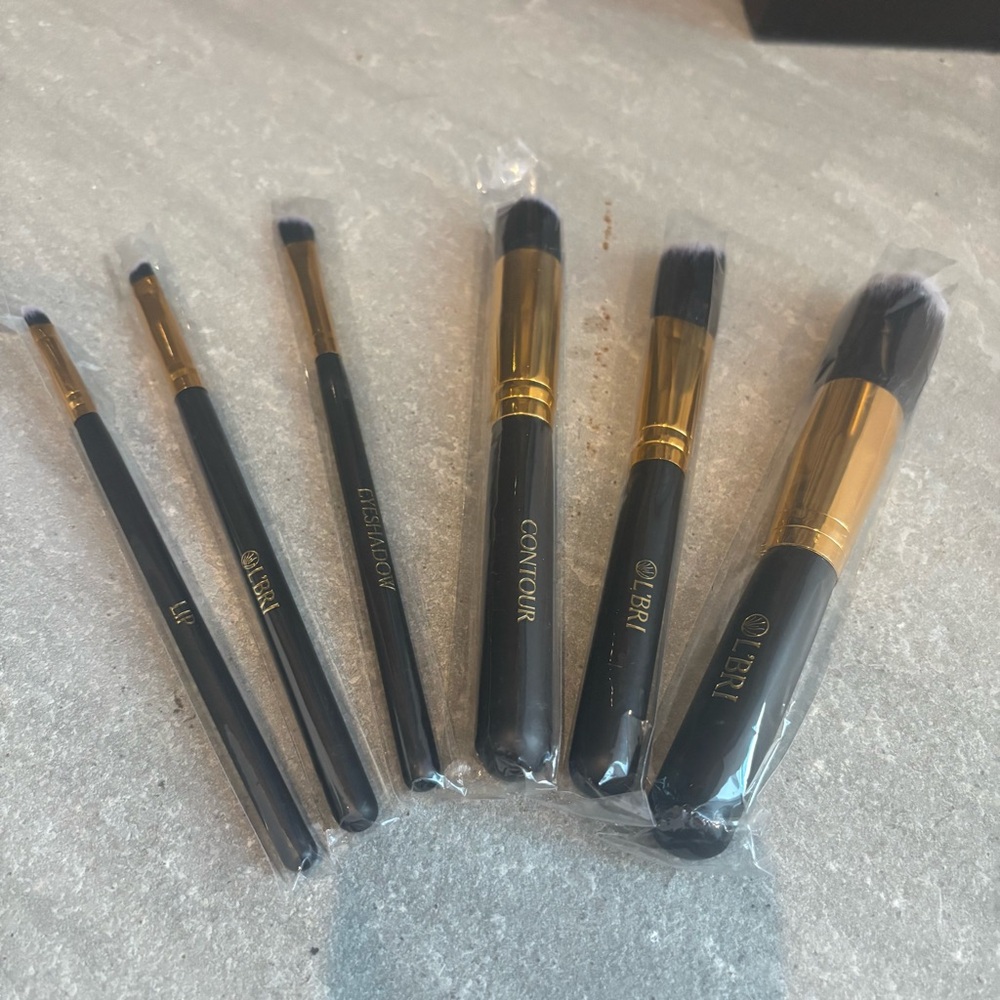 L’Bri Pure and Natural 6 Piece Makeup Brush Set NEW
